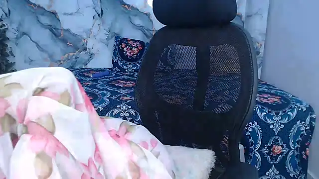 Deevisha-queen webcam