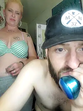 NutNmyGUTdaddy webcam