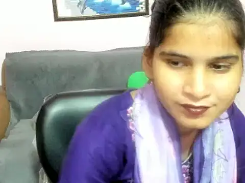 LustyManara webcam