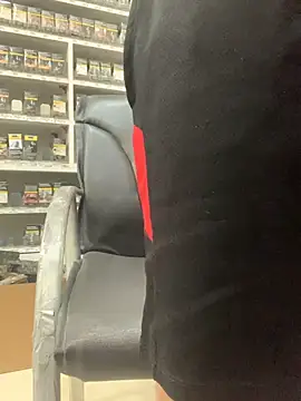 bigdickguy21cm webcam