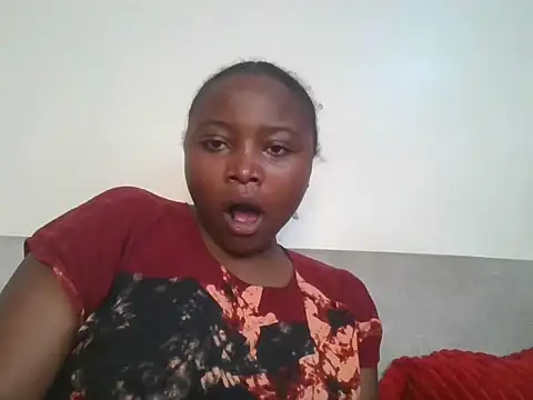 Creamybunnny webcam