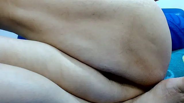 thebesthairypussy2 webcam