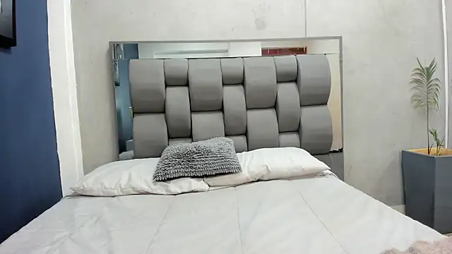 Charlie___Musk webcam