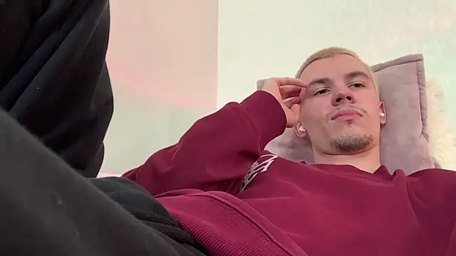 jeremy1scott (M young) - 💦 Stroke with Ass Exposed