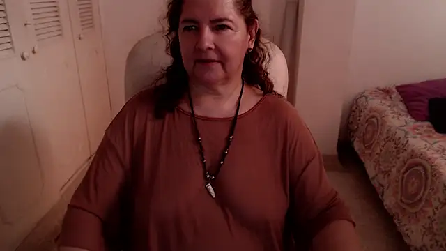 leonela_69 webcam
