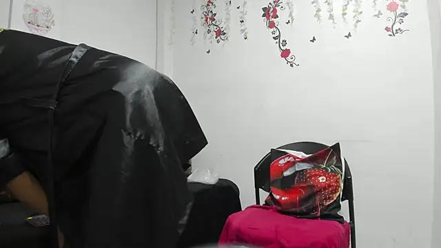 tiharaladys webcam