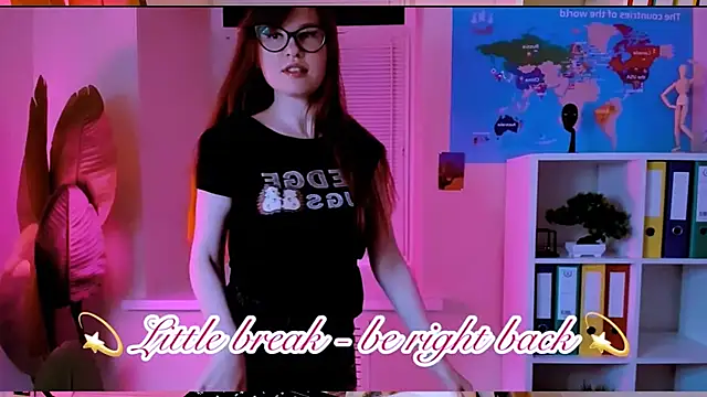 CarolGiggly webcam