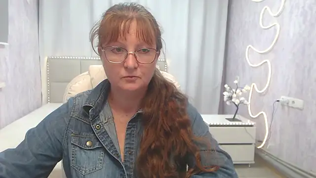 VanessaHotts webcam