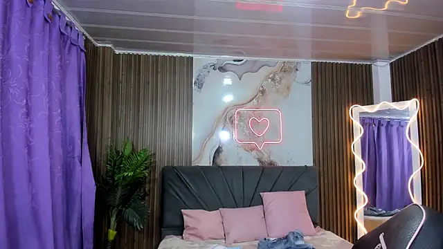 Krysstal_tay1 webcam