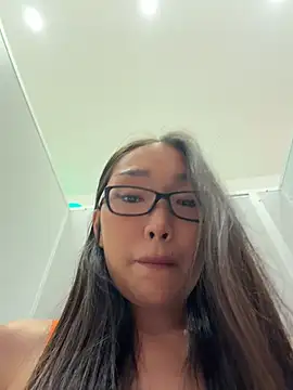 trytomakememoam webcam