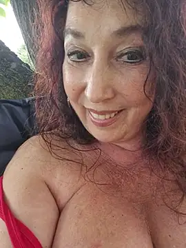 GypsyEsmeralda webcam