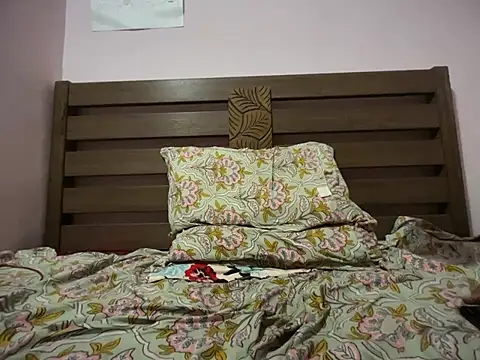 jellypuffie_22 webcam