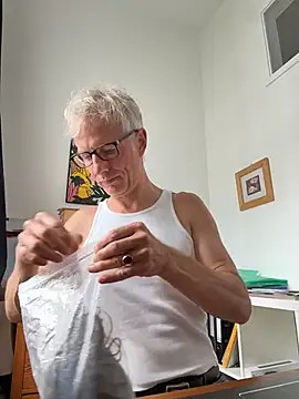 SexyLeon8 webcam