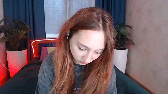 ModelGyrl webcam