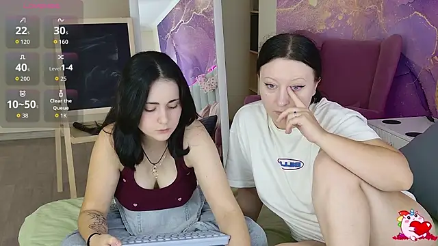 RuthHalll webcam