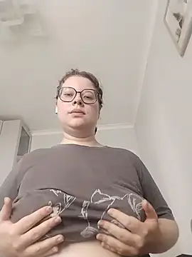 JulieTailor webcam