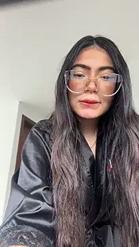Mia_222 webcam