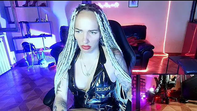 Monicamaxwell webcam