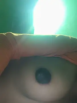 Khushi_803 webcam