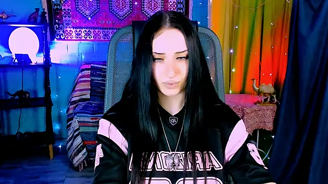 MonicaLowes webcam