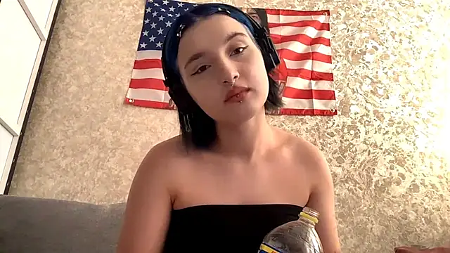 SharikaBabecki webcam
