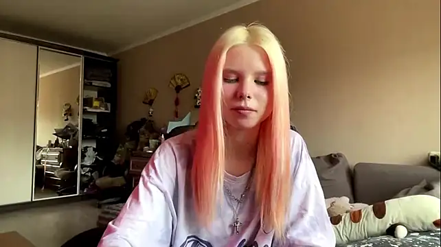 EdwinaDespres webcam