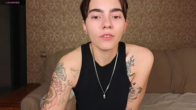 Lilihere_ webcam