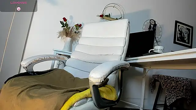 TattoedLexi_ webcam