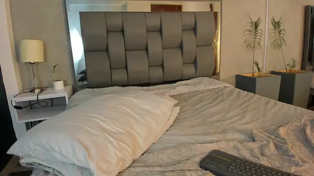 Charlie___Musk webcam