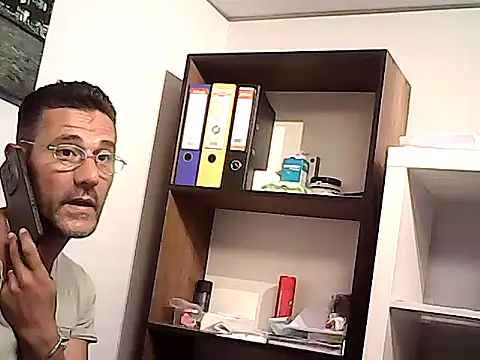 mastercharisma35 (Ask my age) - like ???? stand up okey.....