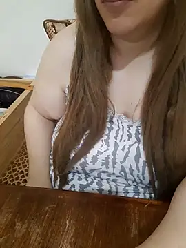 Madam_bezzzoul webcam