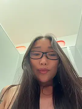 trytomakememoam webcam