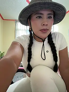 laure_torres webcam
