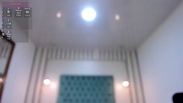 MadissonLow webcam