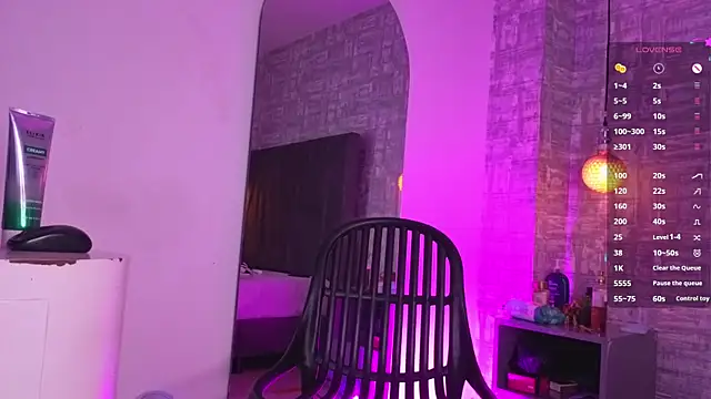 Megan_Lara_ webcam