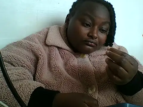 naughty_chubbyv webcam