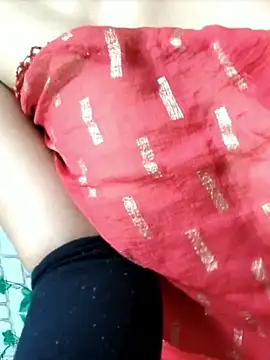 Vayona4753 webcam
