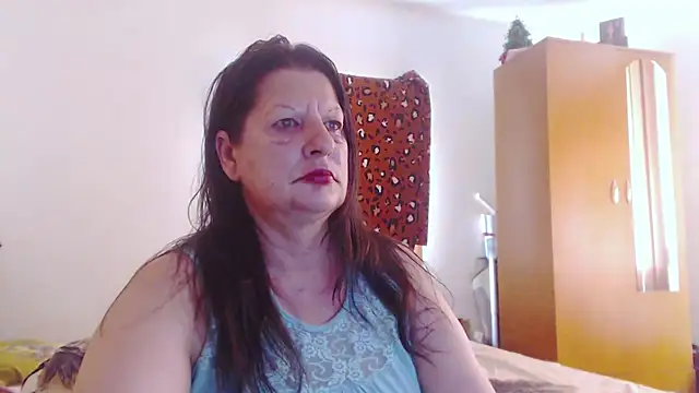 ExtasyMature webcam
