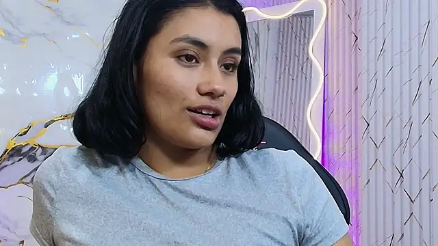 PEACHY_TAY webcam