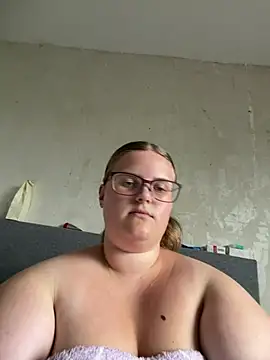 CurvyPaar2 webcam
