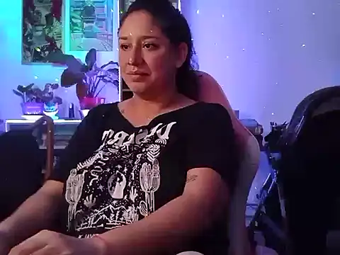 sweet_yamii (F young) - Show Dildo 🔥