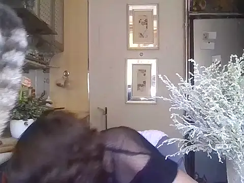 baby-matilda (F mature) - Music unites us.