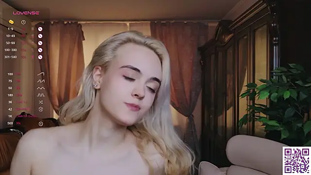 Oxcy_Secret webcam