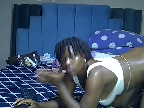 melanin_moon webcam