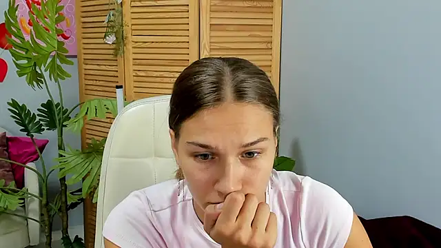 Sweet_Emilya webcam