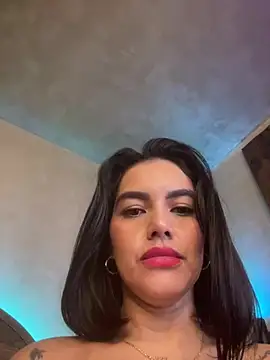renata_black_ webcam