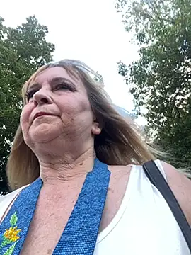 Irina2909@xh webcam