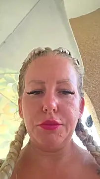 Jassy_Foxy webcam