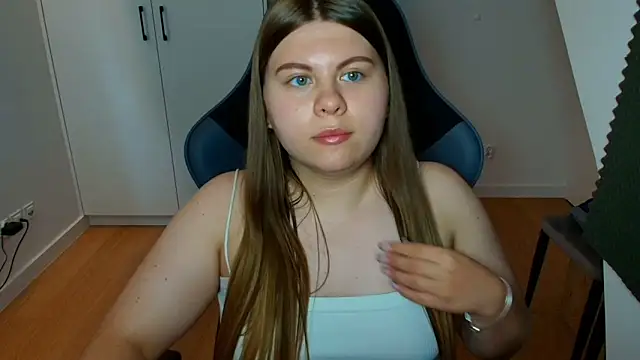 AbbyLuxee webcam