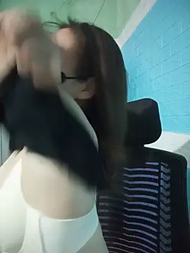 Donatella28 webcam